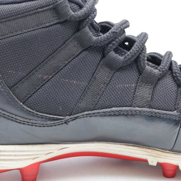 Nike Air Jordan 11 XI Men's Size 10.5 Retro Football Cleat Bred 2018 AO1561-010 - Picture 15 of 15